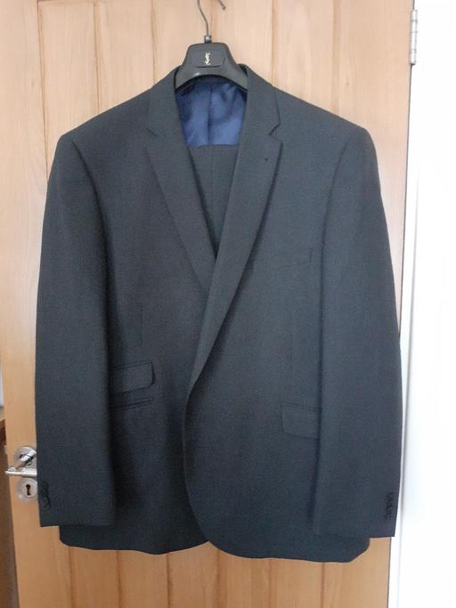 Buy & Sell West Midlands Dudley - Photos for Gents Suit