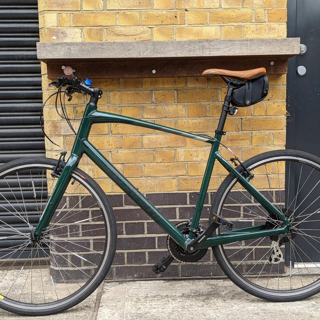 Specialized Sirrus Hybrid Bike 2021 Green XL in SE16 London Borough of