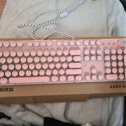 Retro Mechanical Typewriter Keyboard - 104 Key Anti-Ghosting pink Switches Wired. Used. Esc key is different from others. See photos.