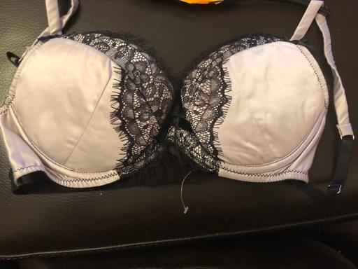 Buy & Sell West Sussex Chichester - Photos for Silver bra with black lace - 34C