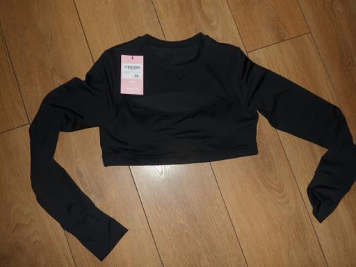 Buy & Sell Greater Manchester Manchester - Photos for MISSY EMPIRE CUT OUT GYM CROP TOP 12