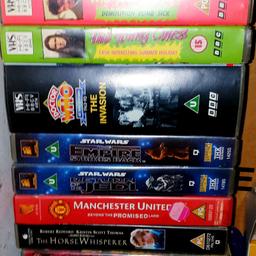 SUPERB VHS CASSETTE BUNDLE.
INCLUDES
STAR WARS.
DR WHO.
LITTLE SHOP OF HORRORS.
THE YOUNG ONES N MORE.
PLEASE STUDY PICTURES N CHECK MY OTHER GREAT LISTINGS. THANKS.🙂