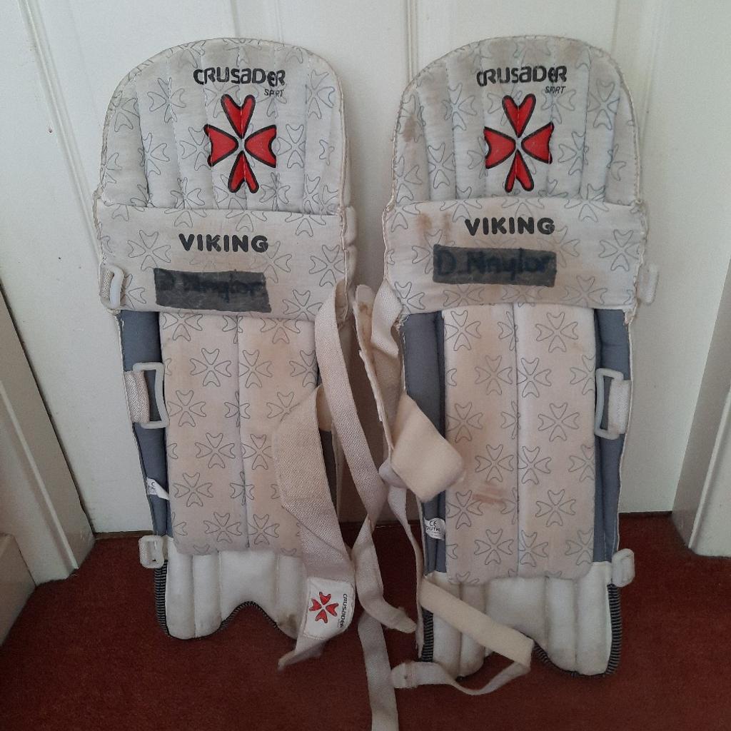 Crusader Viking cricket pads
Used