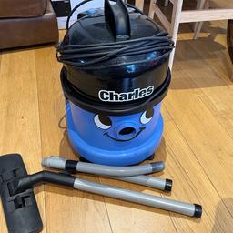 Charles hoover 1000W in good condition 
Fully working order, its been clean ready to use, Can be seen working before buying,perfect for industrial 
(See photos) for more details