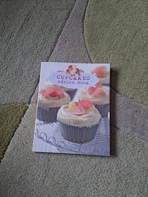 Buy & Sell South Yorkshire Doncaster - Photos for Cupcake recipe book