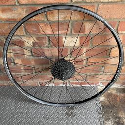 Great wheel with a disk option and a 
quick release option ready to go
9 speeds 
Collection Bermondsey