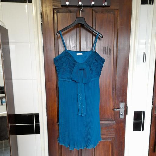 Buy & Sell Greater Manchester Tameside - Photos for Size 16 Dress (Brand New)