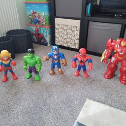marvel superhero toys

7 inch spiderman, hulk, captain america and captain marvel.

A talking light up hulkbuster iron man.

all in very good condition, hardly played with.