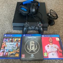 In excellent condition 
Comes with three games, one controller, one headset and all wires. 
Can deliver/post.