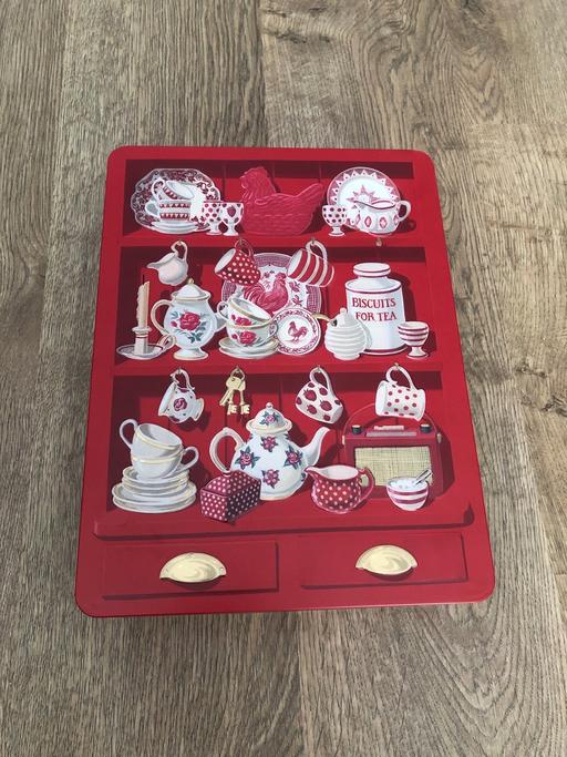 Buy & Sell Oakwood Derby - Photos for M&S biscuit tin (empty)