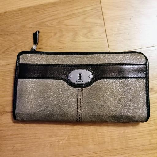 Buy & Sell Wiltshire Swindon - Photos for Fossil Purse