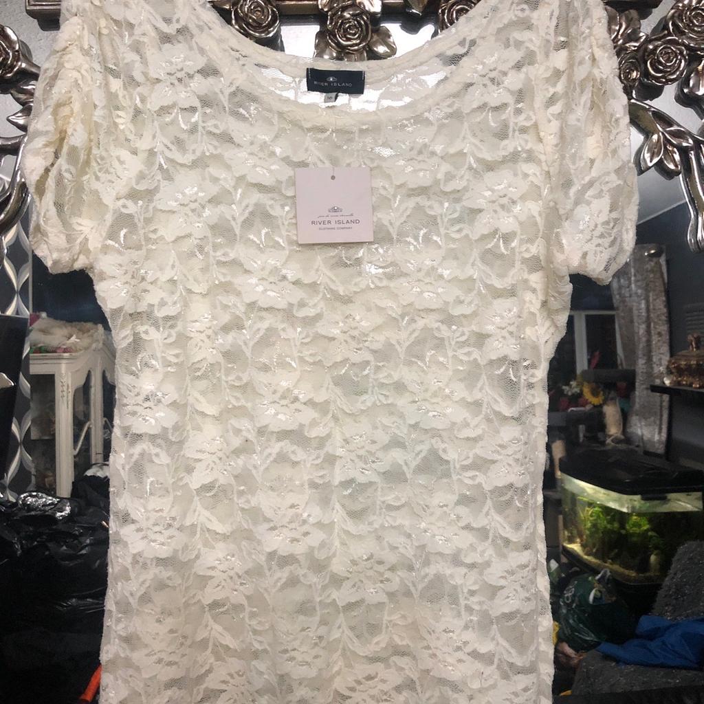 River Island stretchy lace top size 16 colour cream