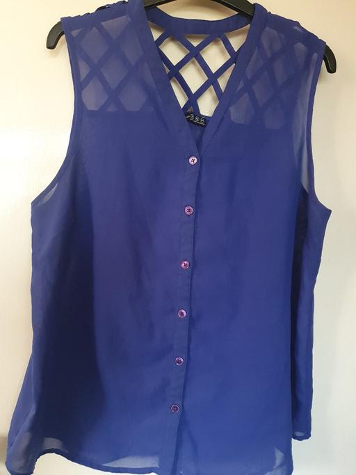 Buy & Sell Leicestershire Oadby and Wigston - Photos for (18) Ladies top