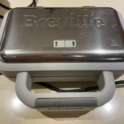 Waffle maker - good condition perfect for an afternoon making waffle :):)