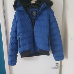 brand new never worn women's brave soul winter hooded bomber puffer jacket in blue, size 10 , small. Collection only please from stalybridge.