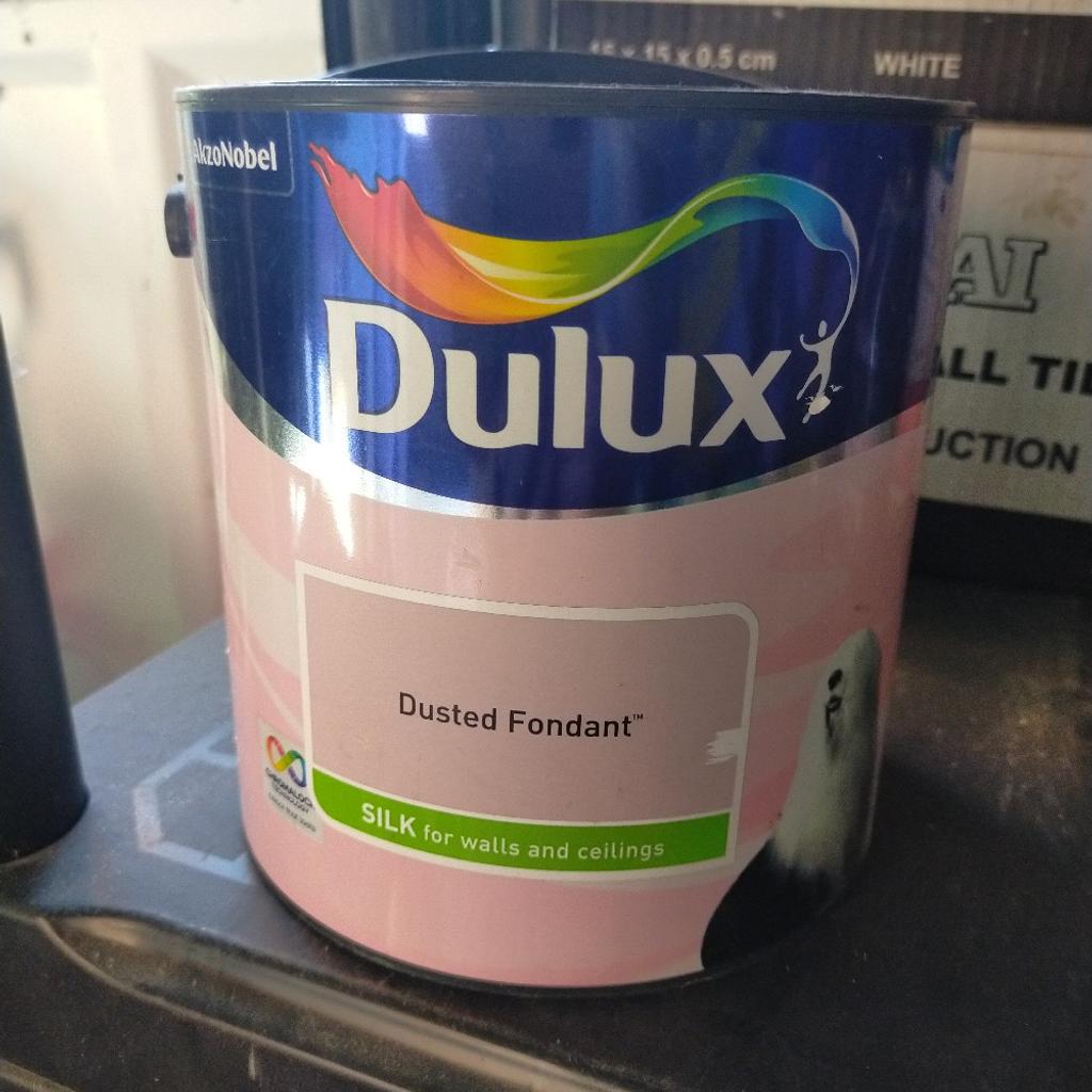 Dulux paint in DY2 Metropolitan Borough of Dudley for £5.00 for sale