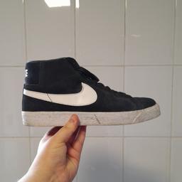 ■ PRICE: £50

■ SIZE 8 (UK) / 42.5 (EUR)

■ CONDITION: GREAT
▪ Minor marks + some fading to suede

■ INFO: 
▪ Brand: Nike
▪ Colour: Black/White
▪ Does not include shoe box
▪ Bought for £90+
▪ Selling as moving house/downsizing

--------------------

Collection (M34 5PZ)

--------------------

Tags: manchester Gorton Ashton Denton Openshaw Droylsden Audenshaw hyde tameside north west salford ancoats stockport bolton reddish oldham fallowfield trafford bury cheshire longsight worsley nike blazer high top size 7 trainers size 7.5 trainers mens trainers skater
-