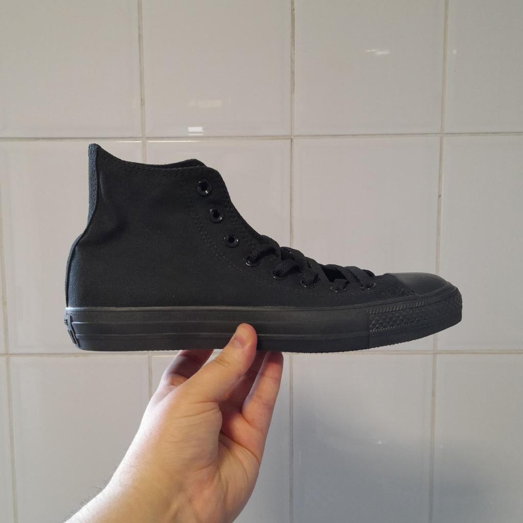 ■ PRICE: £55

■ SIZE 8 (UK)

■ CONDITION: NEW
▪ Only tried on

■ INFO:
▪ Brand: Converse
▪ Colour: Black
▪ Comes with a replacement Converse box
▪ Bought for £60
▪ Selling as moving house/downsizing

--------------------

Collection (M34 5PZ)

--------------------

Tags: hyde tameside north west salford ancoats stockport bolton reddish oldham fallowfield trafford bury cheshire longsight worsley mens trainers plimsolls chuck taylor size 7 size 7.5 unisex black canvas
-