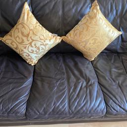 Gold Patterend Cushions x 2 Excellent Condition. Bought for a themed look. Cushion Covers & Cushion Included. Size 40cm x 40cm.

Collection S64 Area. Can post for Additional Post & Packing Fees. Please be aware i only take Bank Transfer if i am posting out to you. Once payment is tranferred i post out signed for & send you tracking number. 😊
