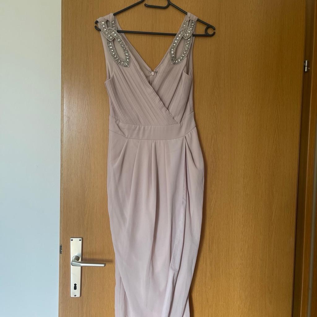 Verkaufe ungetragenes Kleid in Größe 36

Neupreis 87€

Preis verhandelbar