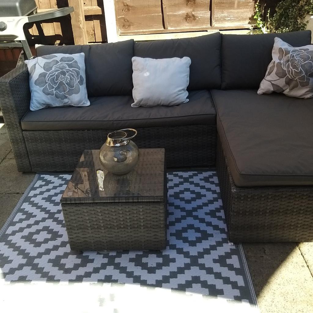 Rattan furniture corner set. in Borough of Charnwood für 140,00 £ zum