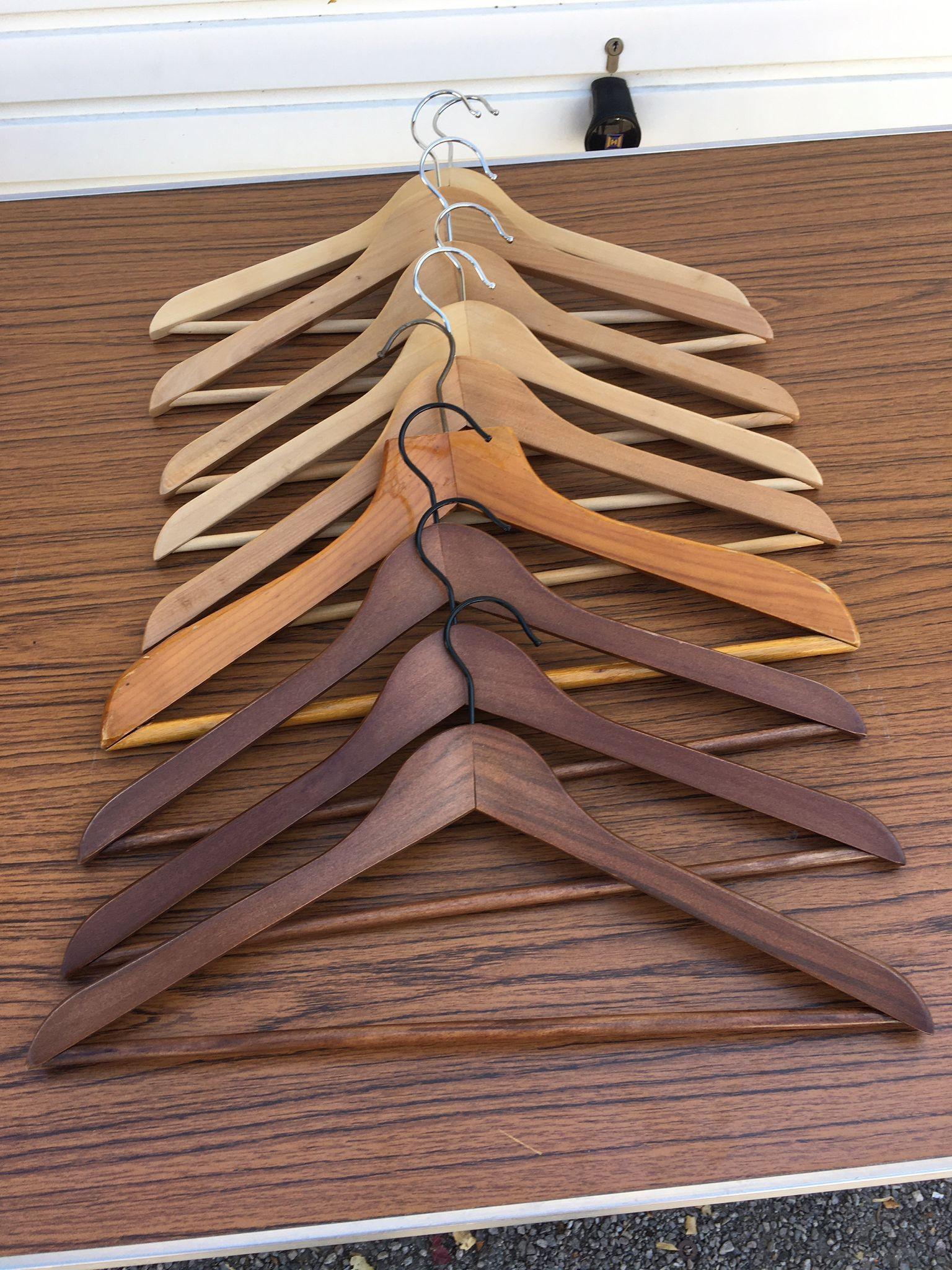 12 Wooden Hangers. 3 Vintage with Labels. in CR0 Croydon für 6,00 £ zum