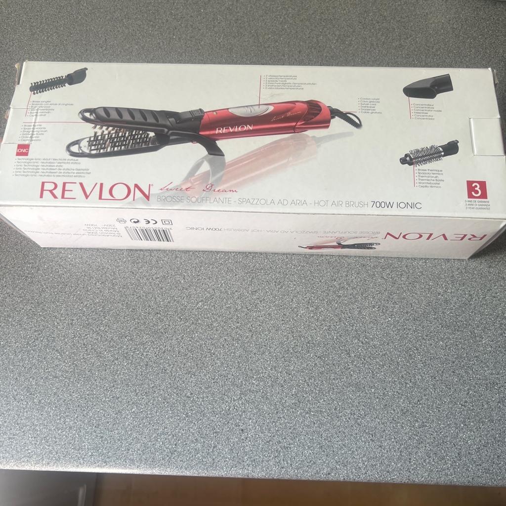 Revlon hot airbrush straighteners brand-new never been used still in the box