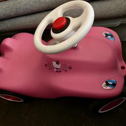 pink rosa Bobby Car für Mädchen

mit Hello Kitty Aufkleber

Zustand siehe Bilder
bei Fragen bitte melden

Abholung in Fulpmes oder Übergabe in Innsbruck möglich
