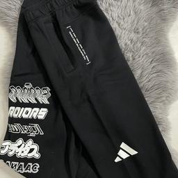 Palace x adidas outlet jogginghose