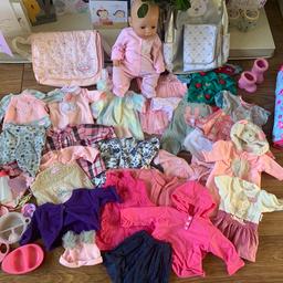 Massive bundle containing a baby Annabell doll, 2 bags, a travel cot, accessories and outfits (tiny treasures, baby born & baby Annabell)