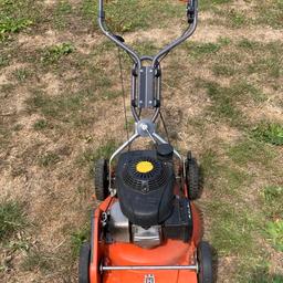 Husqvarna petrol mulching lawn mower in good working order, however does have slight damage to cutting deck (please see photo) which doesn’t effect its use.