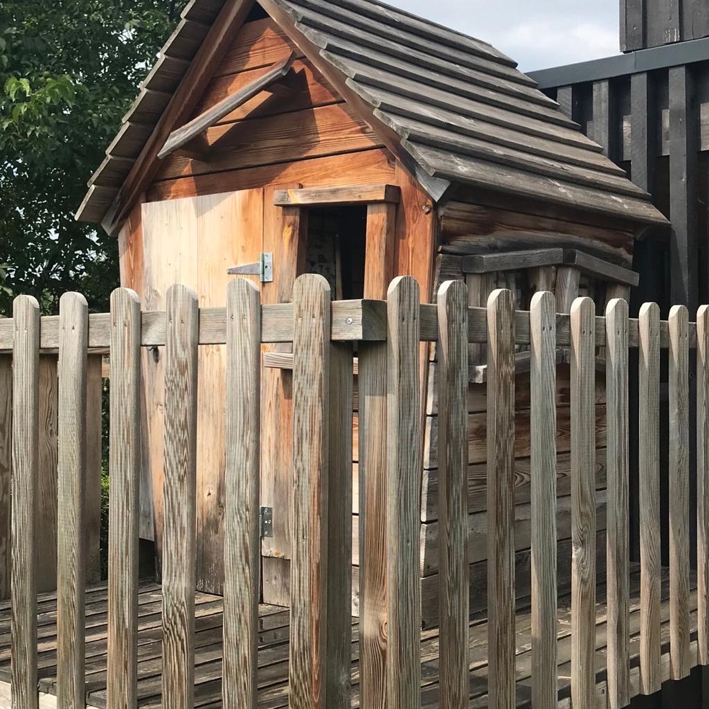 Spielhaus aus Holz in 6832 Gemeinde Sulz für € 120,00 zum Verkauf