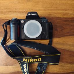 Verkaufe gut erhaltene Nikon F80 Spiegelreflexkamera, Body, inklusive Cullmann Fototasche, Ortlieb Tragegurt, Selbstauslöser, Reinigungspinsel und Tuch, Bedienungsanleitung