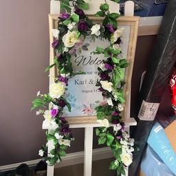 Used once 

Sign and flowers not included

COLLECTION ONLY from M29 Astley