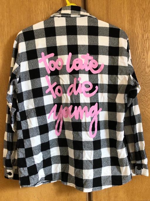 Buy & Sell East London Redbridge - Photos for Local Heroes ‘too late to die young’ Shirt