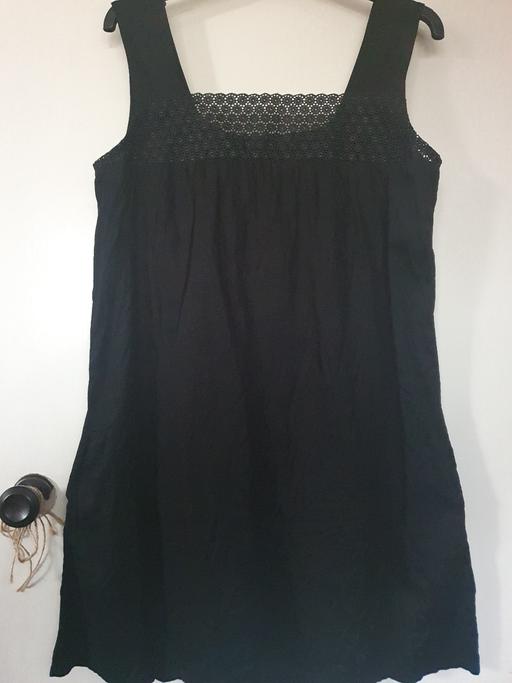 Buy & Sell Leicestershire Oadby and Wigston - Photos for (12) Ladies longer length top