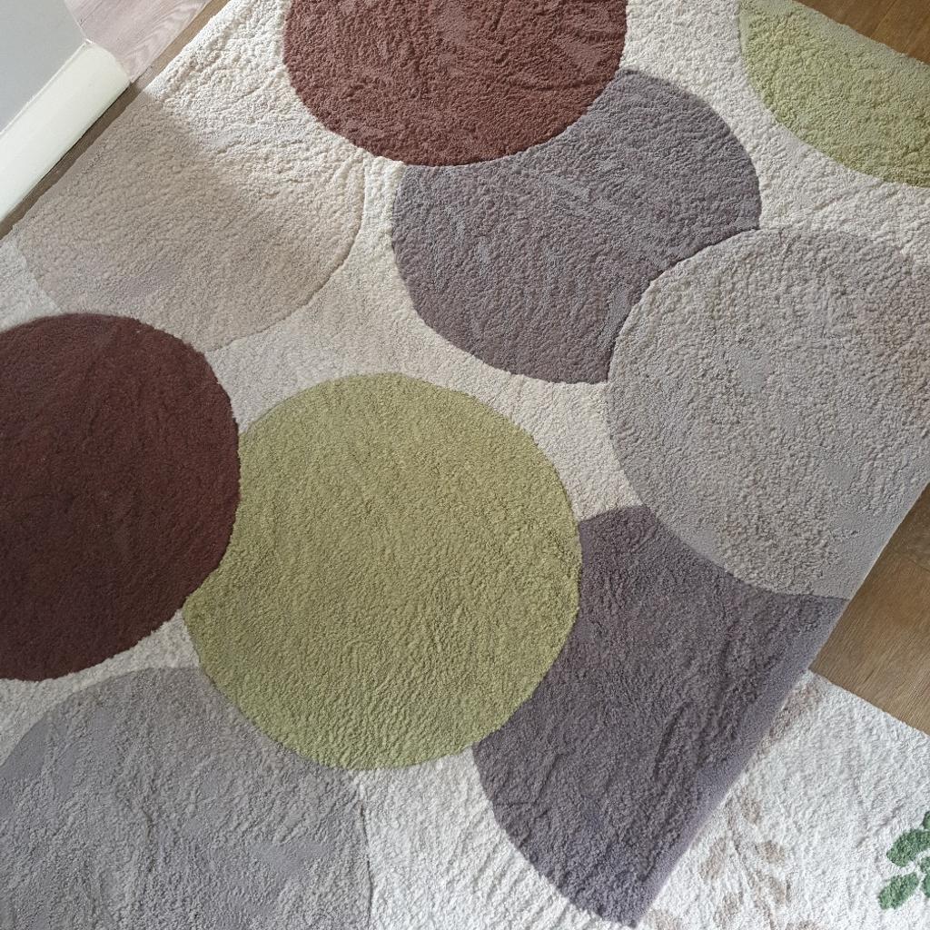 Lovely Rug size width 1.20m length 1.80m in excellent condition comes pet and smoke free home.
