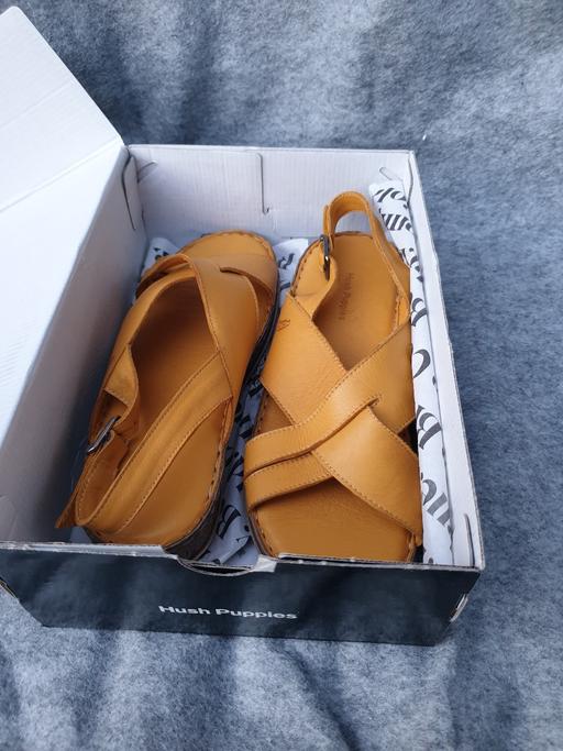 Buy & Sell Bedfordshire Bedford - Photos for HUSH PUPPIES Leather Wedge Heel Sandals 7