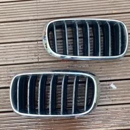 For sale my original Chrome & Black front kidney grilles Part number: 7309775/7308660.

They were removed from my X5 F15 M sport, only one clip is missing but this does not affect fitment at all.

Bit of T Cut will soon have them sparkling like new again again.

It’s quite a large item so ideally this would better collected, winner can have it posted but at their cost. Item is located in EN8 7EL
