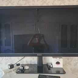 Sony 46 inch TV, excellent condition.