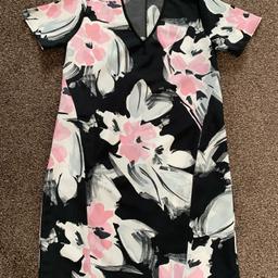 ladies F&F black/pink white floral dress,size 6,in excellent clean used condition,collection only from cockerton/branksome area,£3.00