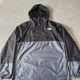 Used north face jacket in good condition size medium
