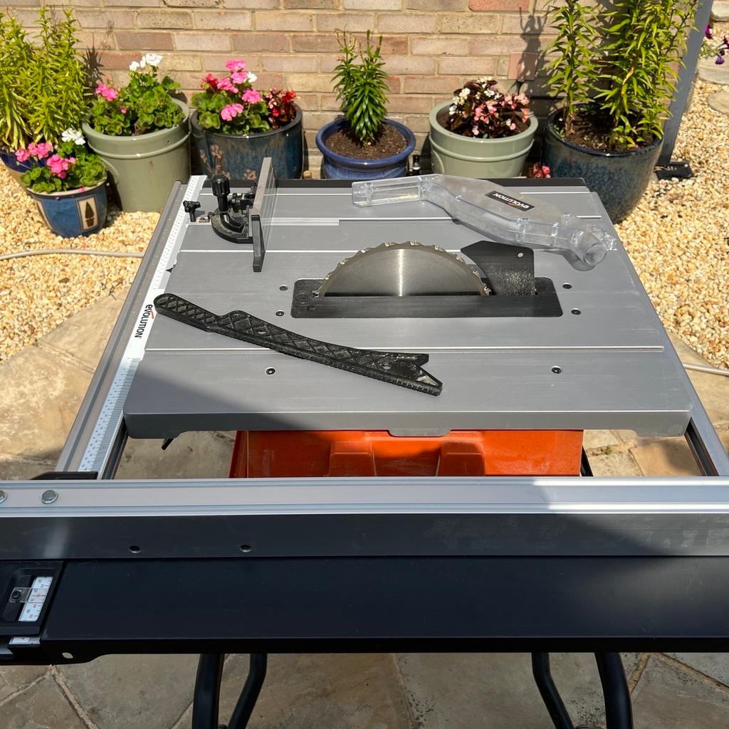 Evolution R255PTS Folding Table Saw in Derbyshire Dales für £ 140,00 ...