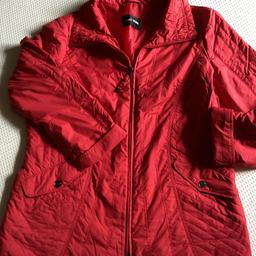 Lovely red Gerry Webber ladies jacket.
2 way zip pockets.
Excellent condition