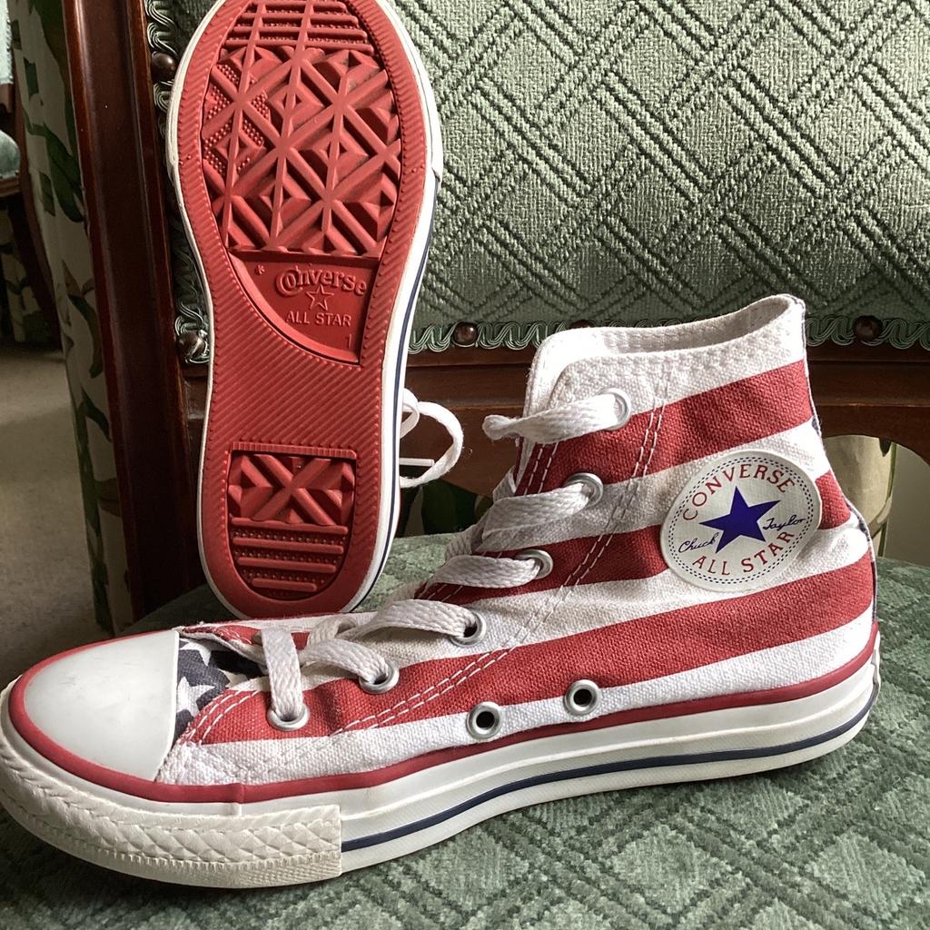 Lovely converse boots rare design of Stars and Stripes