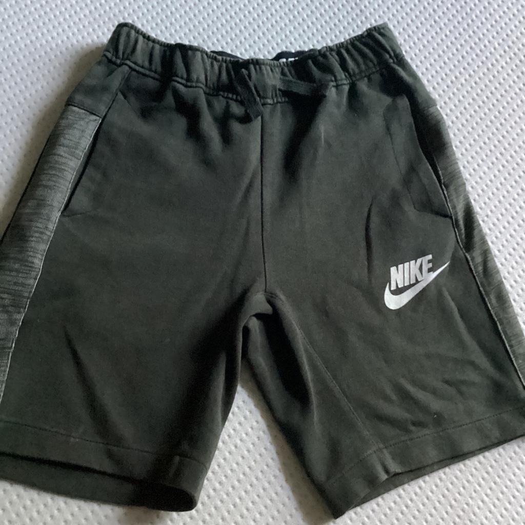 Khaki Nike shorts size S 8-10 years