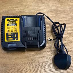 DeWALT DCB115 charger

New and unused.