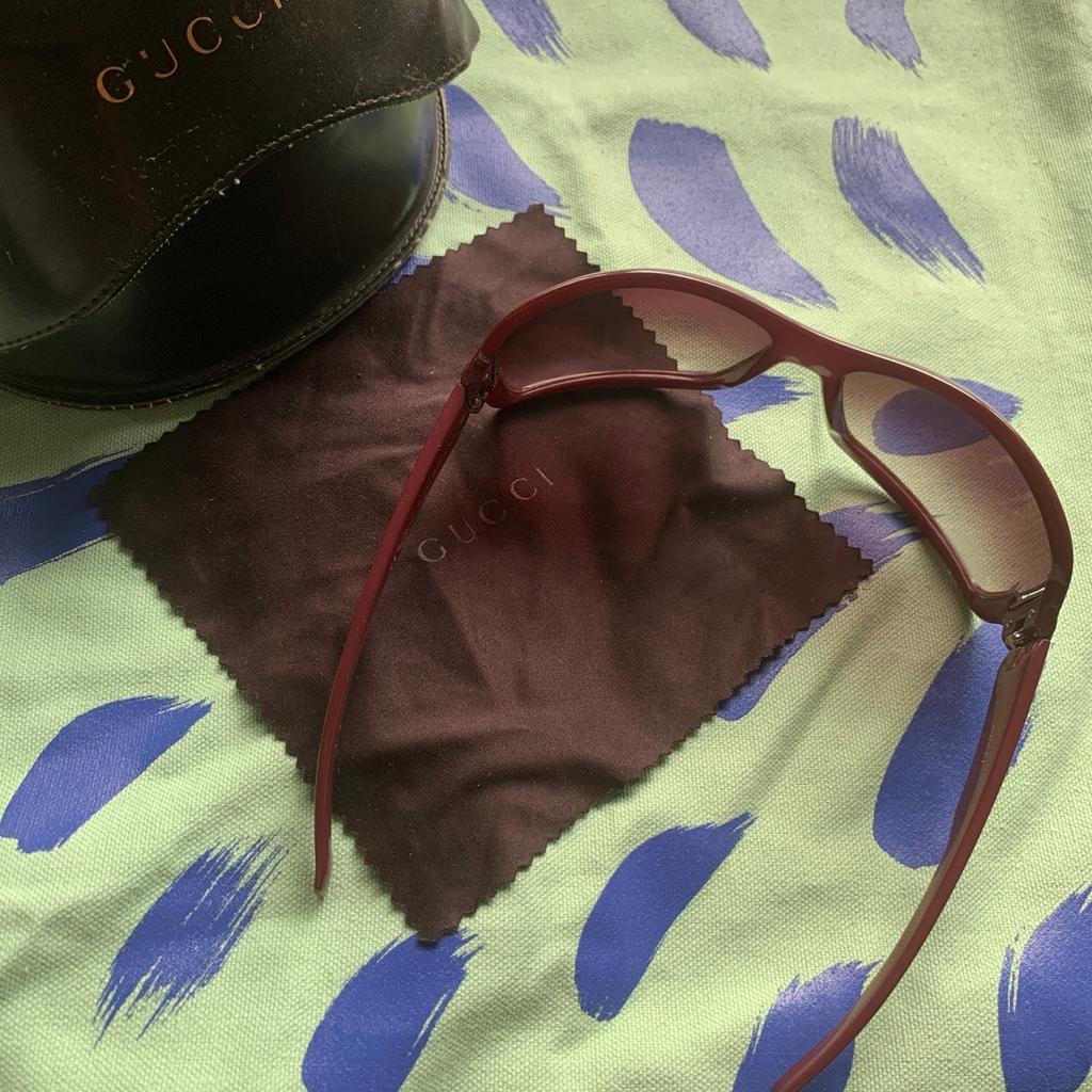 Gucci san glasses for sale! Vintage item at low price! The glasses are original. Not new glasses but perfect condition.
