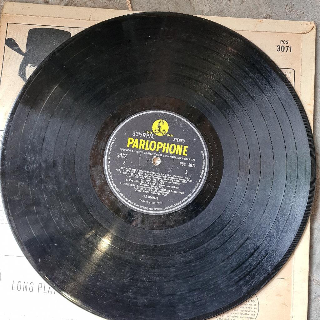 THE BEATLES Help ! Parlophone PCS 3071 Classic 1965 album - Rare STEREO copy.

THE BEATLES Help ! Parlophone PCS 3071 Classic 1965 album - Rare STEREO copy

Black / Yellow label STEREO pressing from 1965  Sleeve is lovely - a few minor age related creases - name on rear. Record  has some wear - nothing serious - and a sticker mark one side.

Matrix: YEX 168 1 / YEX 169 1

Tracklist

A1 Help!

A2 The Night Before

A3 You've Got To Hide Your Love Away

A4 I Need You

A5 Another Girl

A6 You're Going To Lose That Girl

A7 Ticket To Ride

B1 Act Naturally

B2 It's Only Love

B3 You Like Me Too Much

B4 Tell Me What You See

B5 I've Just Seen A Face

B6 Yesterday

B7 Dizzy Miss Lizzy

Condition is used, not played on a player, so please bid accordingly

Collection or postage using recorded and insured delivery