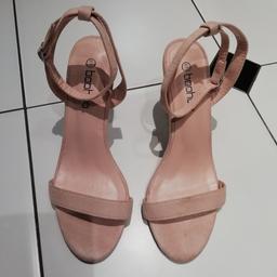 Boohoo Ladies Shoes, nude colour, size 6. Only worn once for a wedding. Very good condition, no marks on heels.
